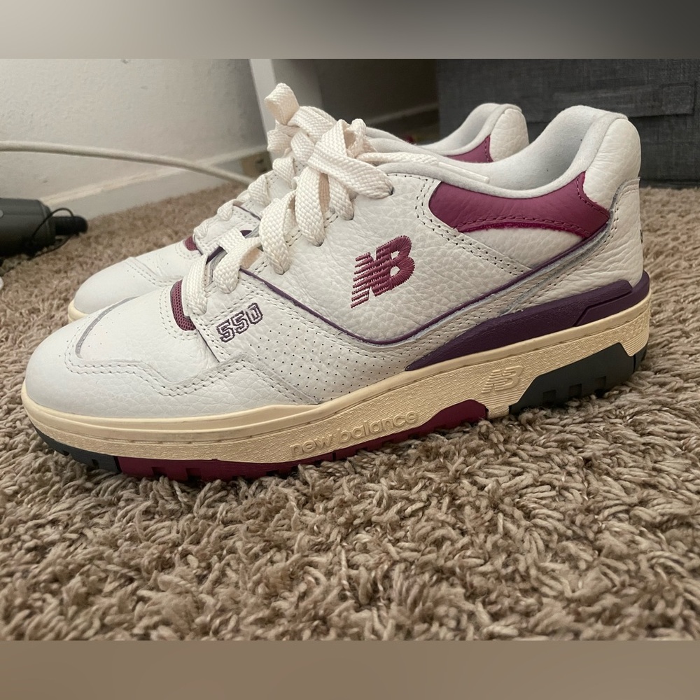 NEW BALANCE 550 men’s 6.5 women’s 8